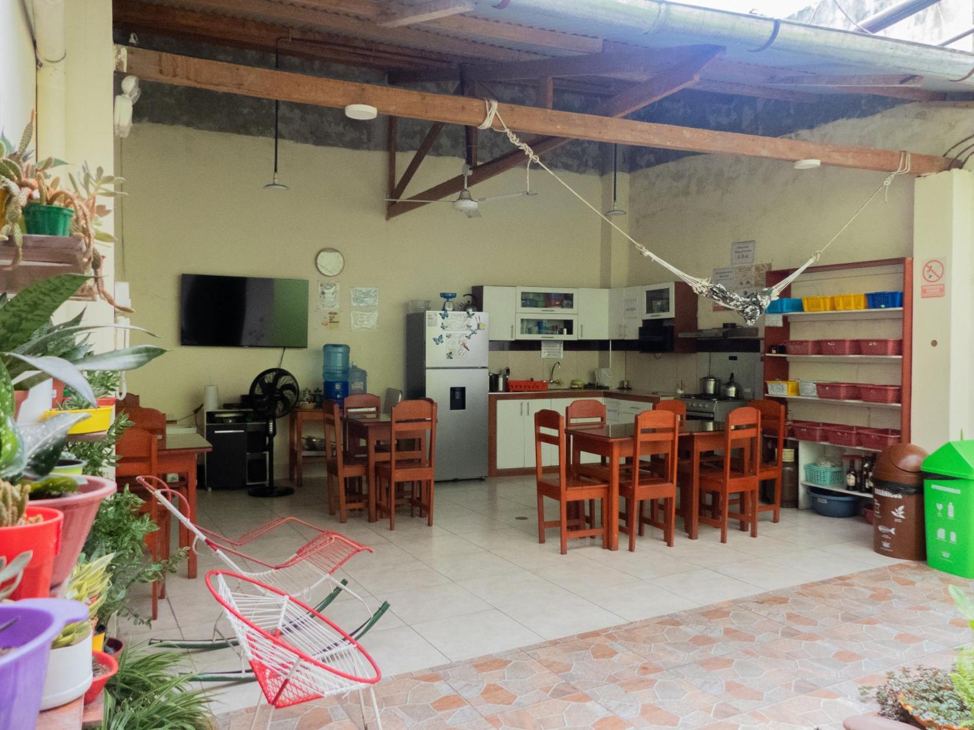 Moicca Youth Hostel Iquitos Exterior foto
